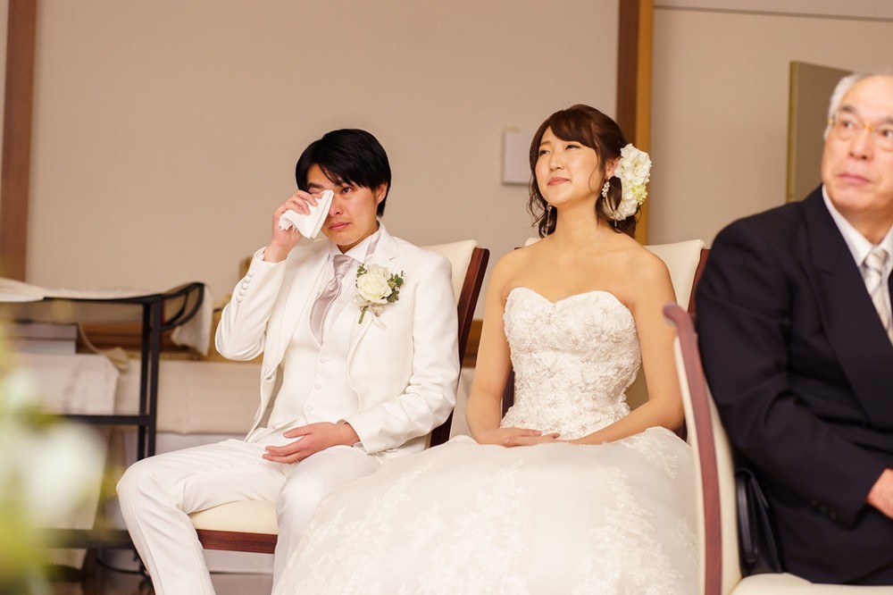 ゲストからのサプライズに涙!?笑顔と絆のウエディング♡