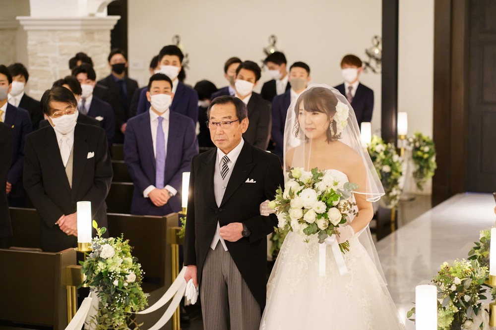 ゲストからのサプライズに涙!?笑顔と絆のウエディング♡