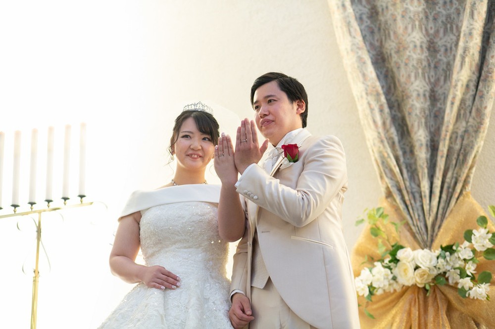大好きなキャラクターの世界で♡ご親族とのアットホーム結婚式