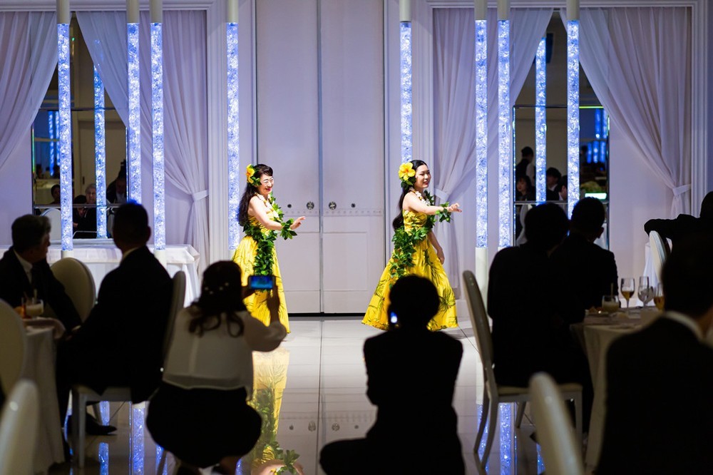 笑顔と感動でいっぱい！
あたたかい祝福に溢れた結婚式♡