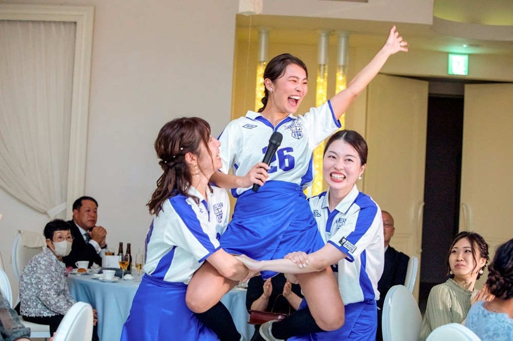 ラストはまさかの・・・！
笑顔と感動に包まれた温かいウェディング♡