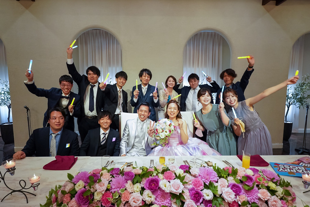 おふたりのこだわりが詰まった
笑顔いっぱいの結婚式♡