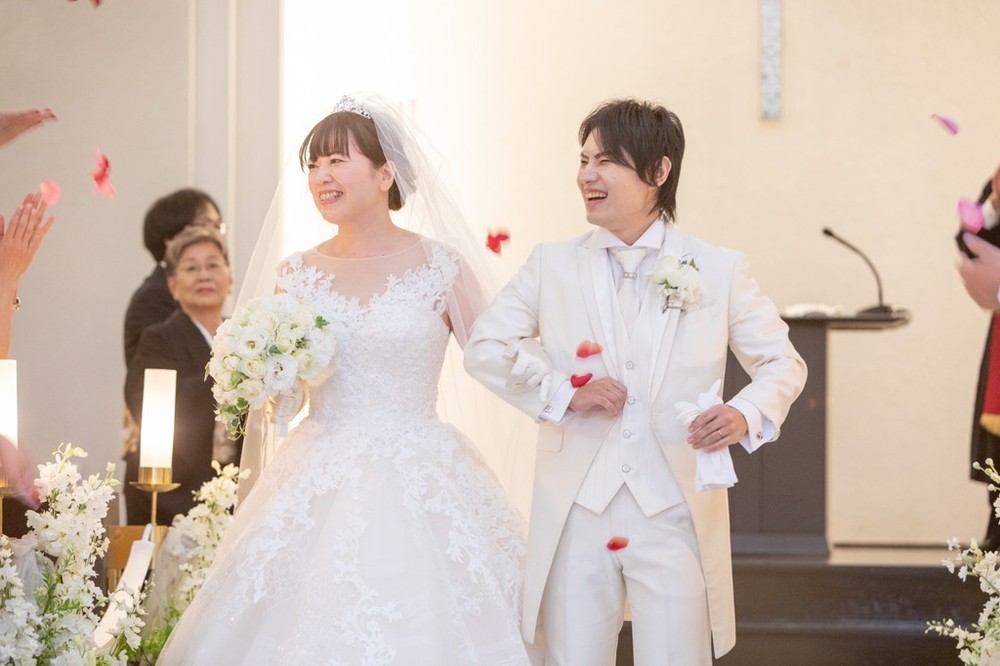 新郎様から新婦様へ心こもったサプライズ♡
感動と笑顔いっぱいの素敵な結婚式