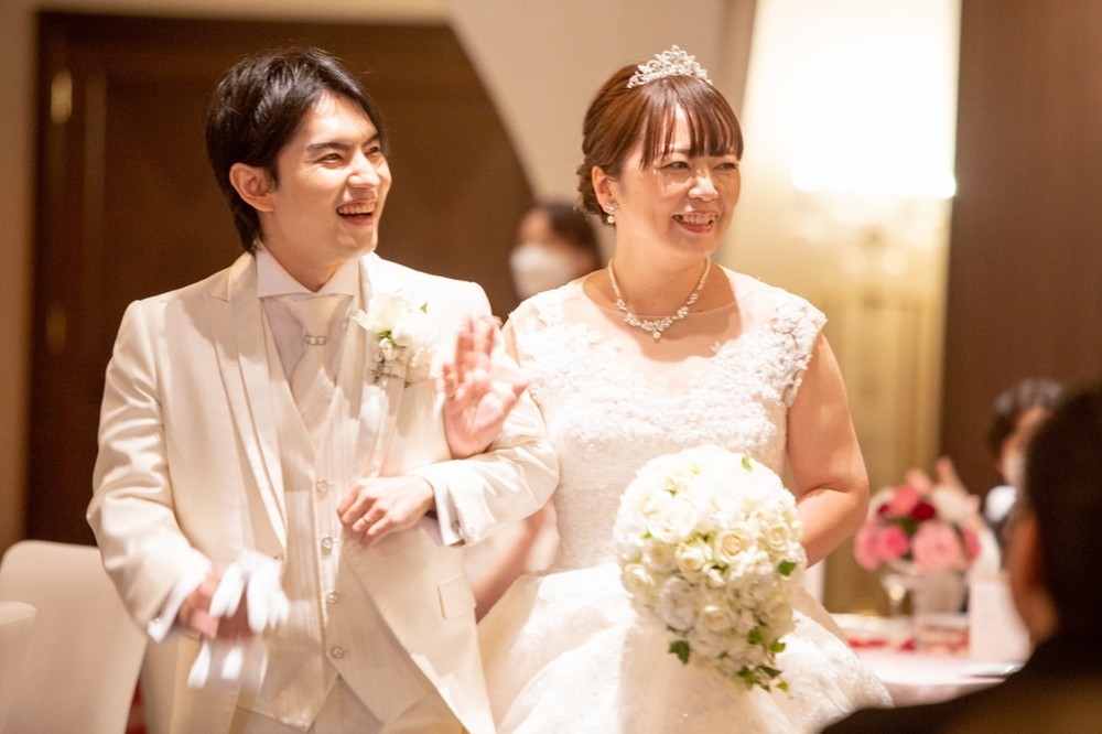 新郎様から新婦様へ心こもったサプライズ♡
感動と笑顔いっぱいの素敵な結婚式