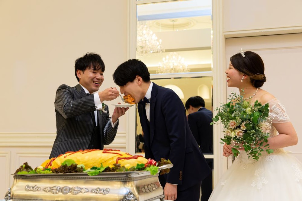 おふたりのこだわりがたくさん詰まった結婚式♡
オリジナル演出にもご注目！
