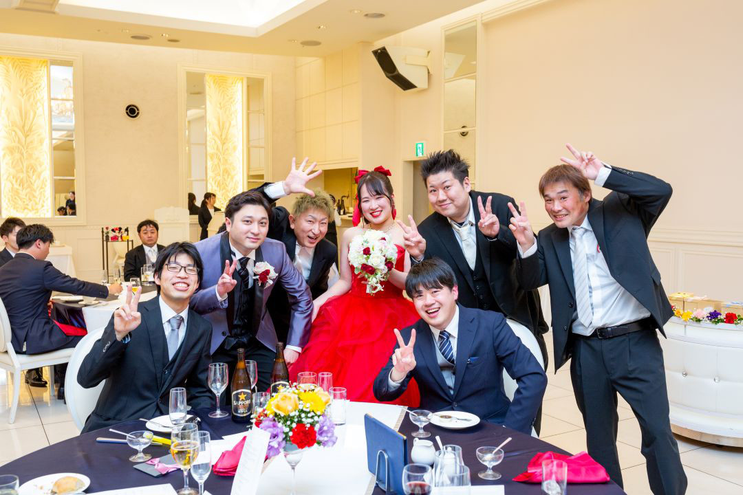 ♡ゲスト参加型の演出がたくさん！
笑顔いっぱいの結婚式♡